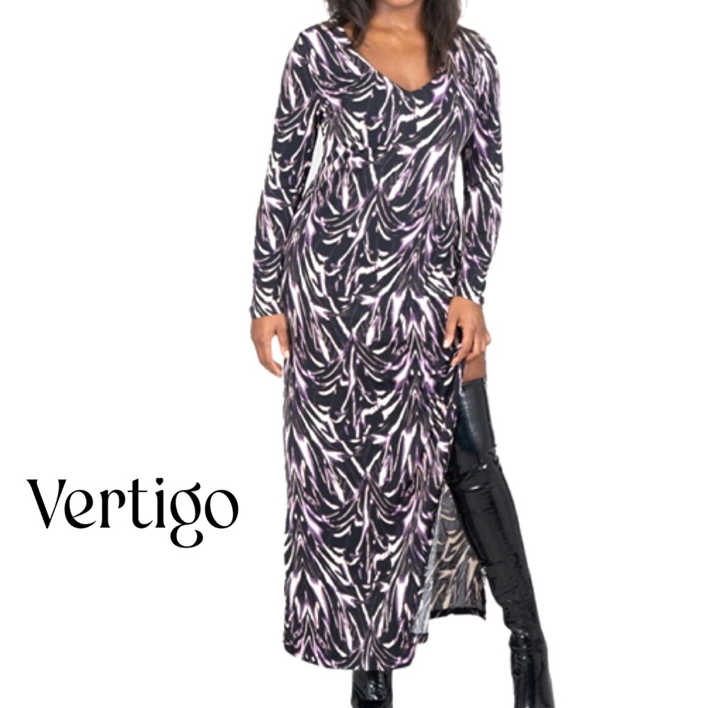 Vertigo from Nordstrom NWT *Long Maxi Dress 20”p2p 60" length 29”side slit